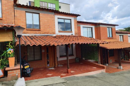 Casa en arriendo Belmonte